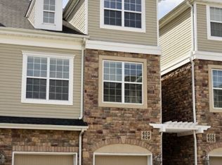 604 Lopez Ln, Morris Plains, NJ 07950