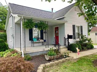 904 S Center St, Fort Branch, IN 47648