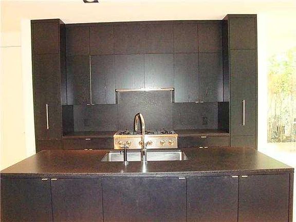 4th image of 243 Venetian Dr #243