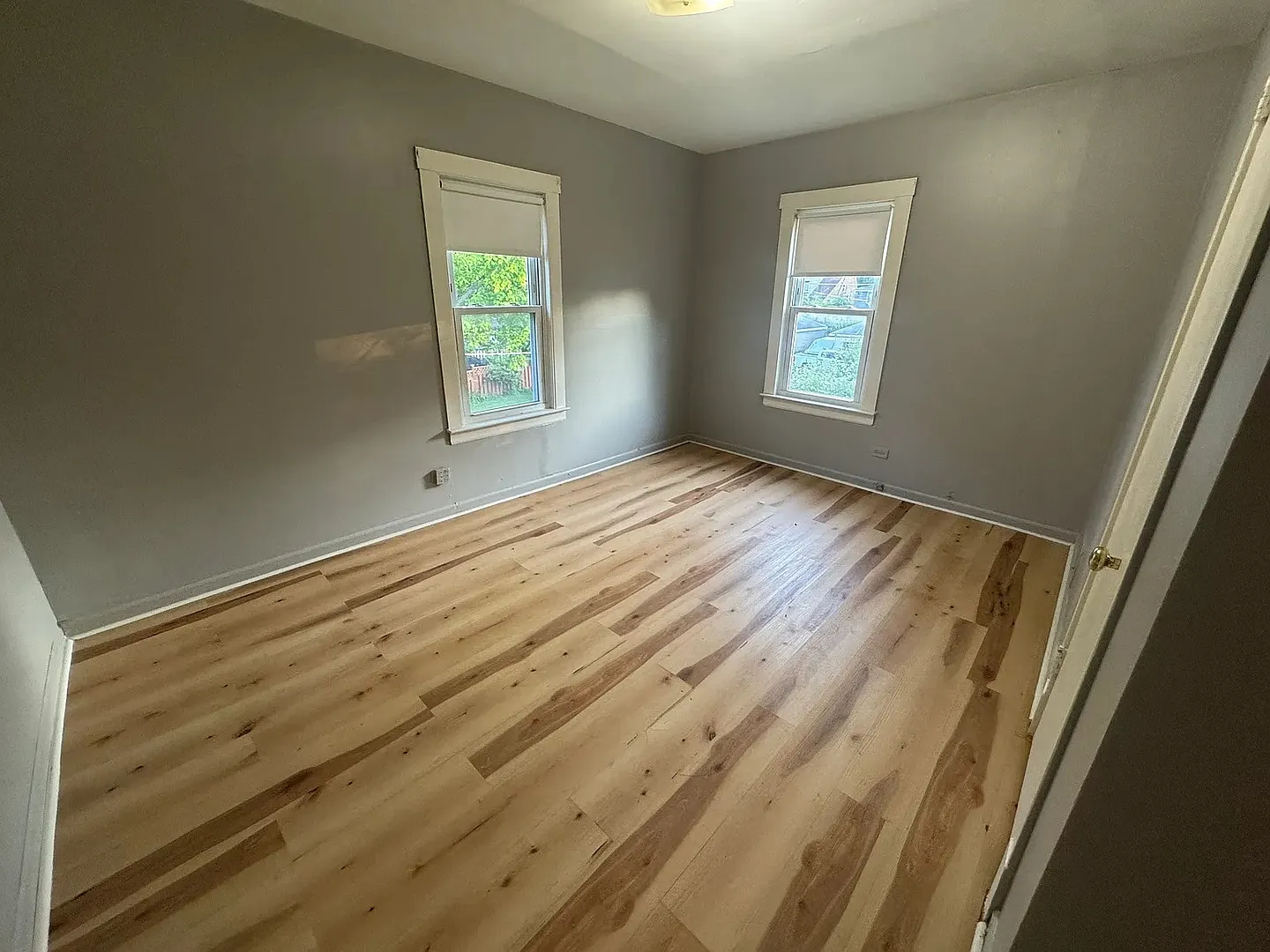 4 bed, 1366 sqft, $2,800 — Photo 2