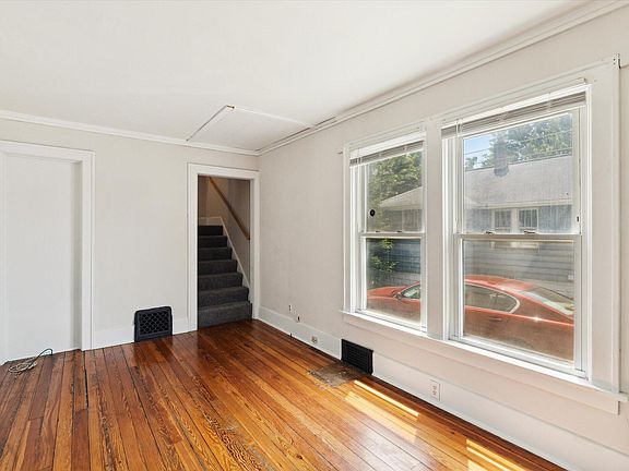 4th image of 199 S McCord St