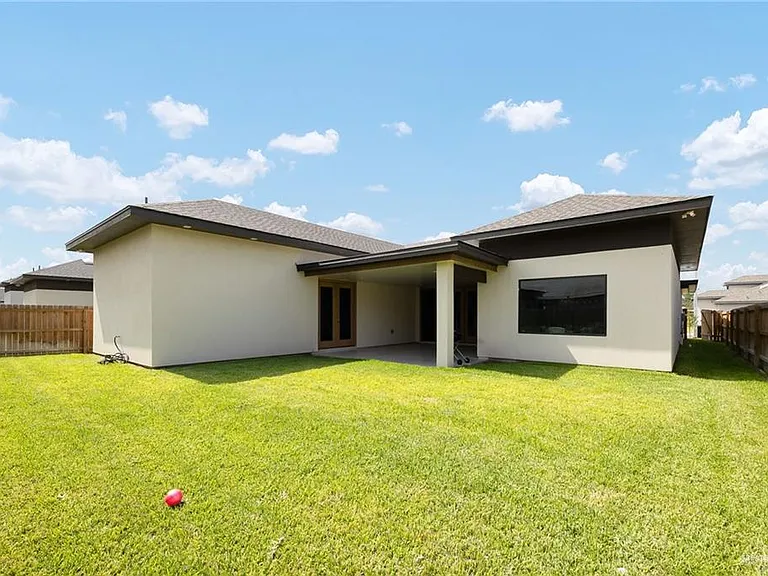 3717 Zenker Ave — Photo 22