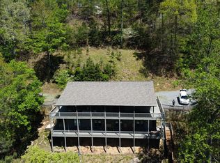 235 Neaptide Dr, Ellijay, GA 30540