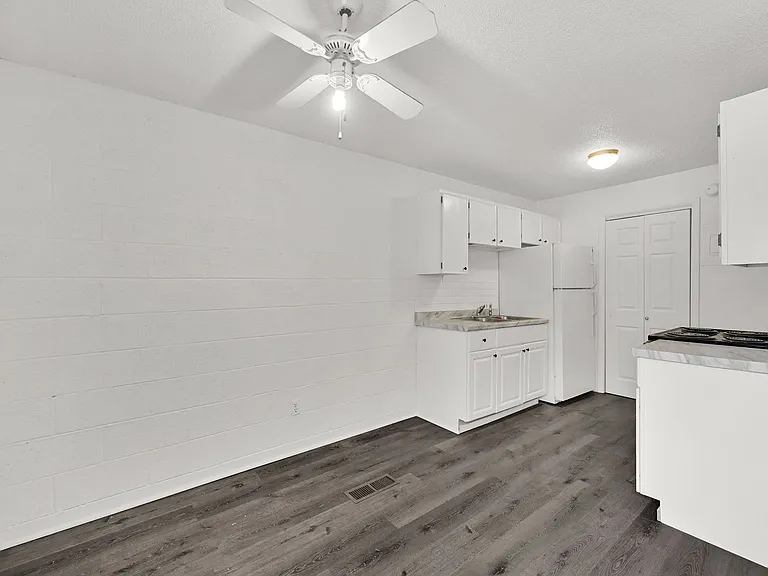 718 S Orchard Dr — Photo 11