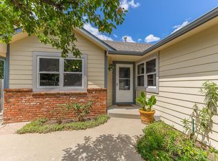 912 Alma Ct, Lawrence, KS 66049