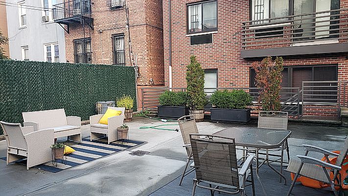 1st image of 2646 30th St APT 2F