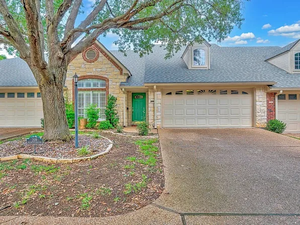 209 Pecan Village Cir, Waco, TX 76710