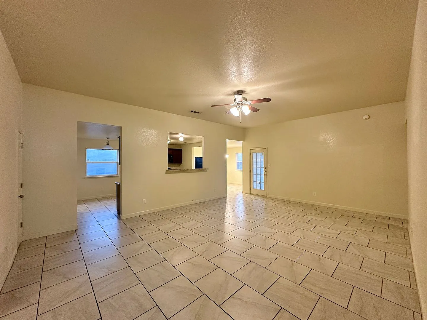 Price Drop + $250 Off 1st Month! Small Pets Accepted! — Photo 2