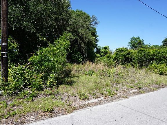 4th image of 38743 Island Ave