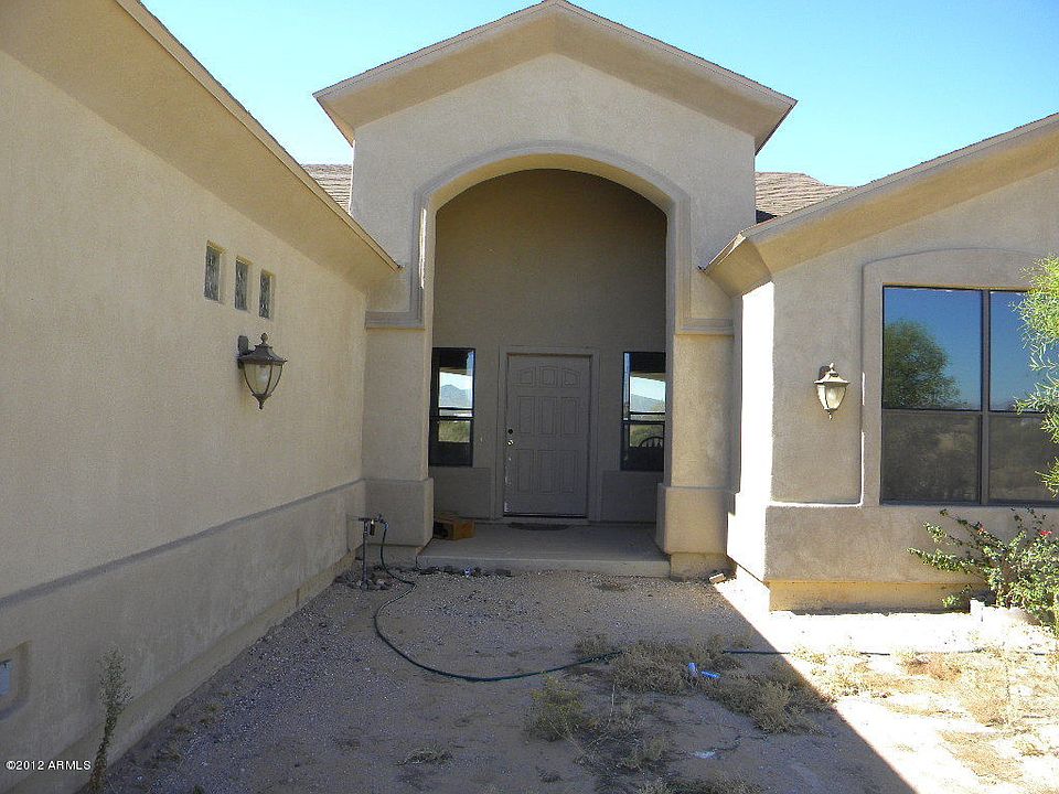 1st image of 36744 W Buchanan Ave