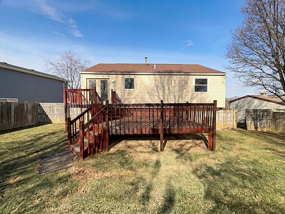 5th image of 4459 Amwood St