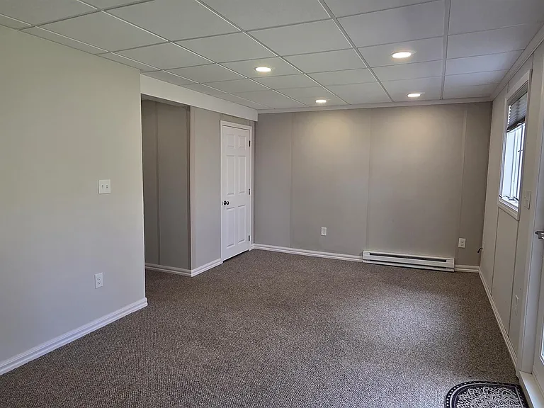 15 Bonnie Ln #R — Photo 22