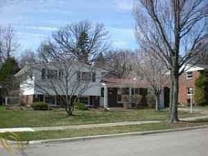 1st image of 2352 Darrow Dr