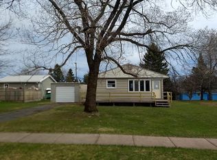 25 Gibson Rd, Silver Bay, MN 55614