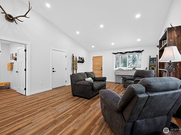 5th image of 115 Walker Road #I