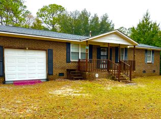 135 Golden Ave, Eutawville, SC 29048