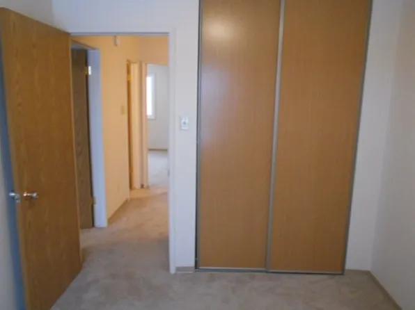 Weatherstone Place Townhome, 31 Weatherstone Pl, Winnipeg, MB R2J 2S9