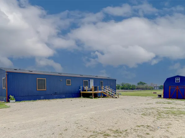 23 Summer Sun Cv, Uhland, TX 78640