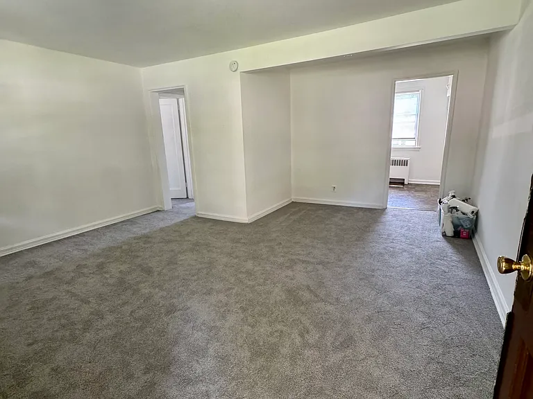 3 Springwood Cir #E — Photo 5