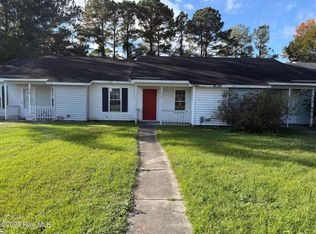 710 Pinewood Dr, Jacksonville, NC 28546