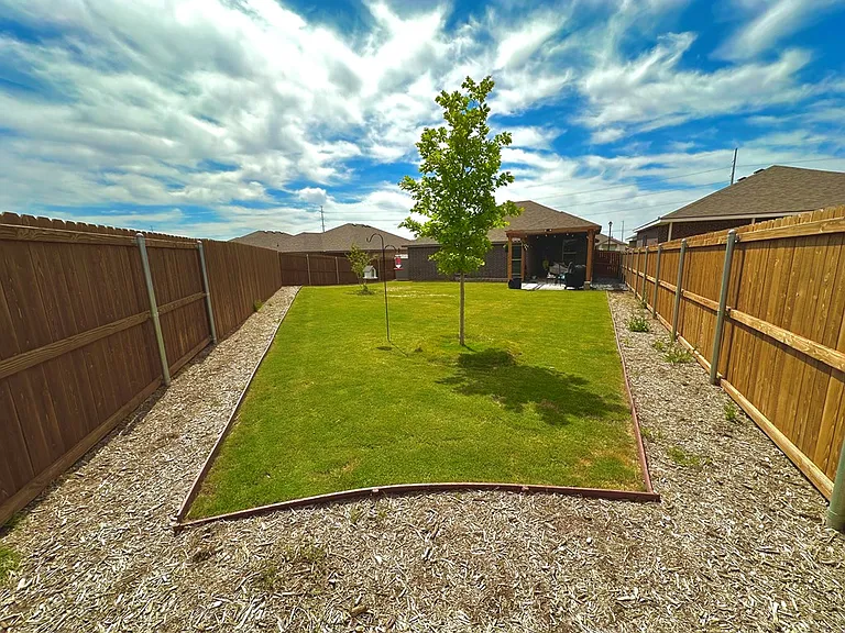 2409 Ranch Ave — Photo 27