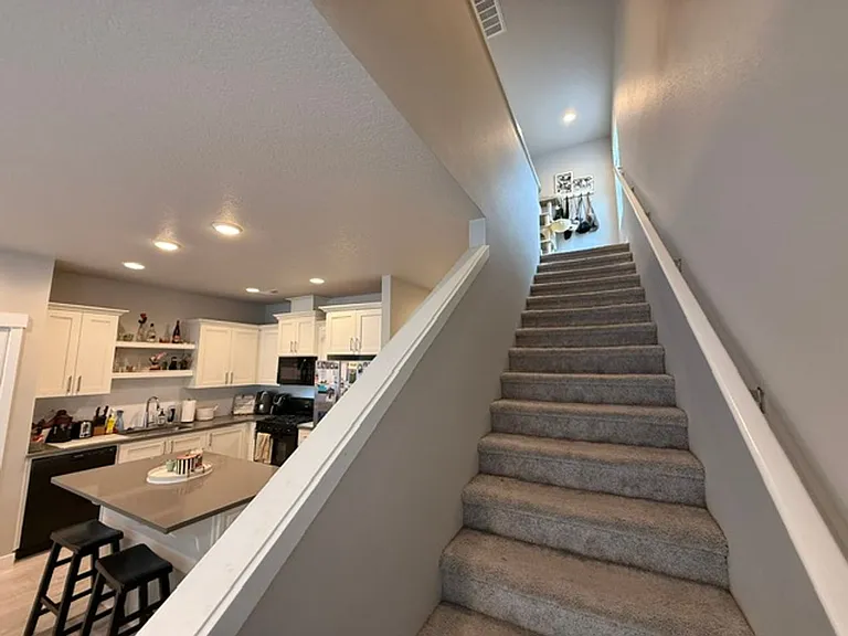 5745 NW Torchcrest Pl — Photo 6