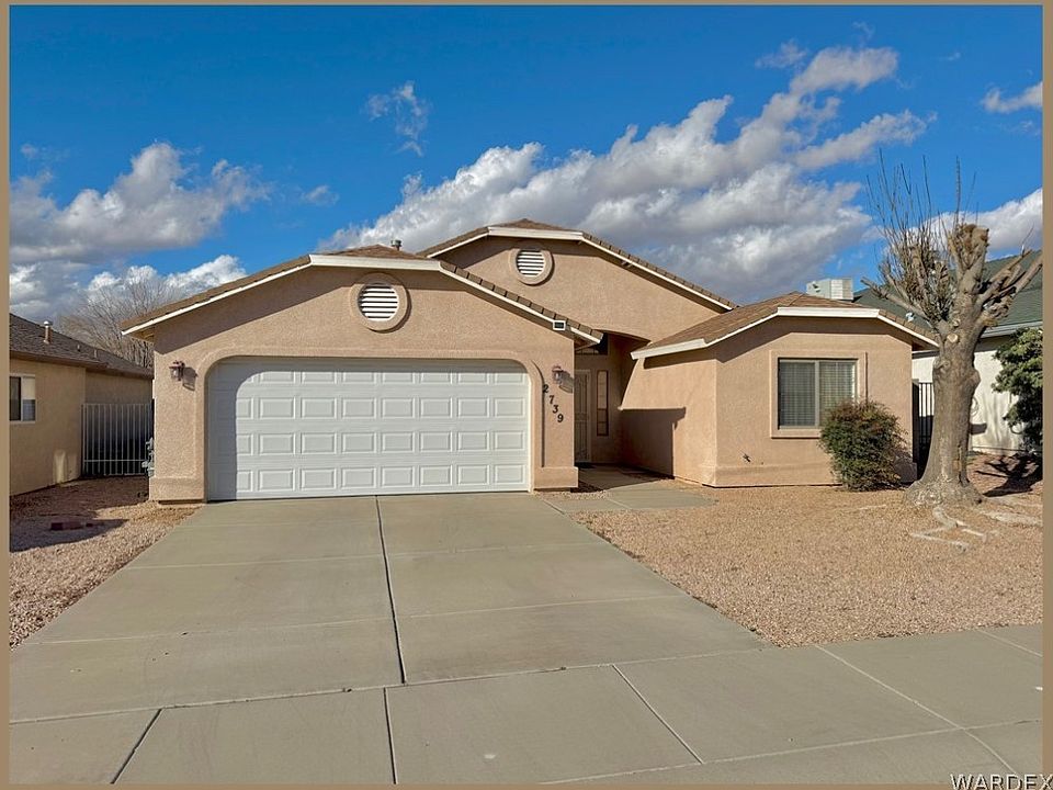 1st image of 2739 Pasadena Avenue
