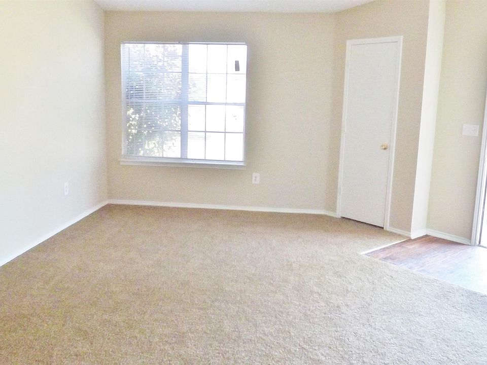 1st image of 4101 Sayle St APT 402
