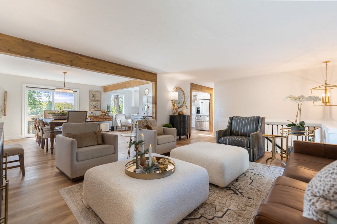 next background image