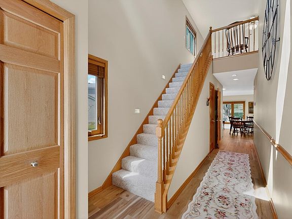 2nd image of 4807 Tee Ct SW