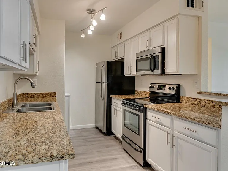 5995 N 78th St #2103 — Photo 16