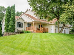 2044 124th Ln NW, Coon Rapids, MN 55448