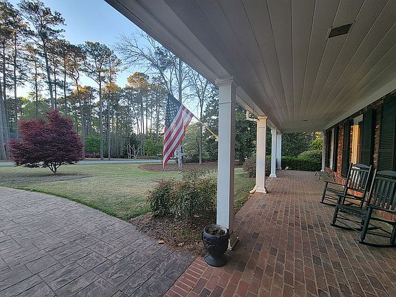 4th image of 140 Rutledge Rd