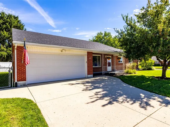 634 Martin Dr, Xenia, OH 45385