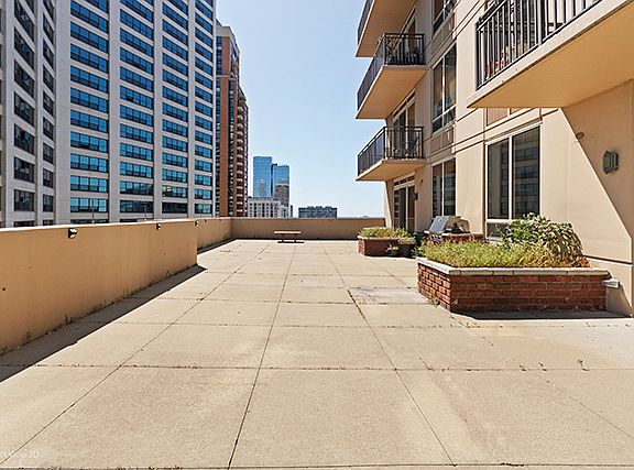 2nd image of 1111 S Wabash Ave APT 2602