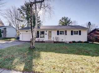 6009 Mayhill Dr, Madison, WI 53711