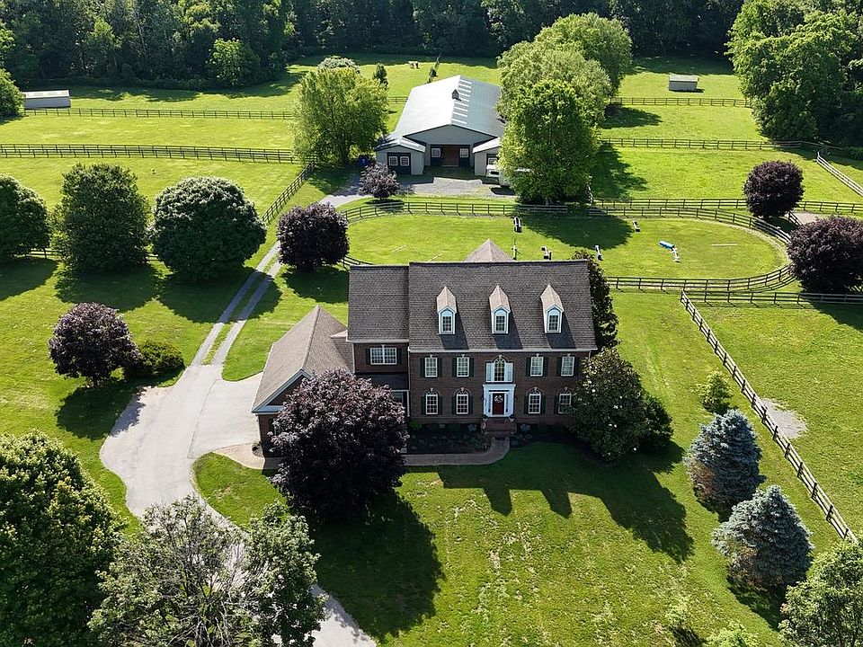 1st image of 15325 Doe Hill Ct