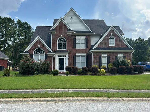 403 Carriage Oaks Dr, Tyrone, GA 30290