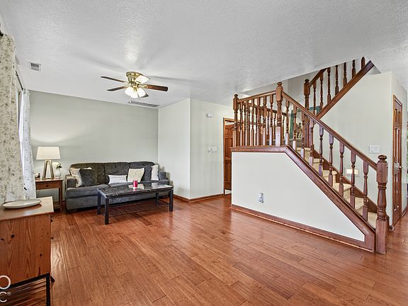 4th image of 7517 Samuel Dr