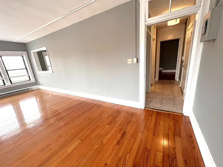 2 Raymond Ave — Photo 15