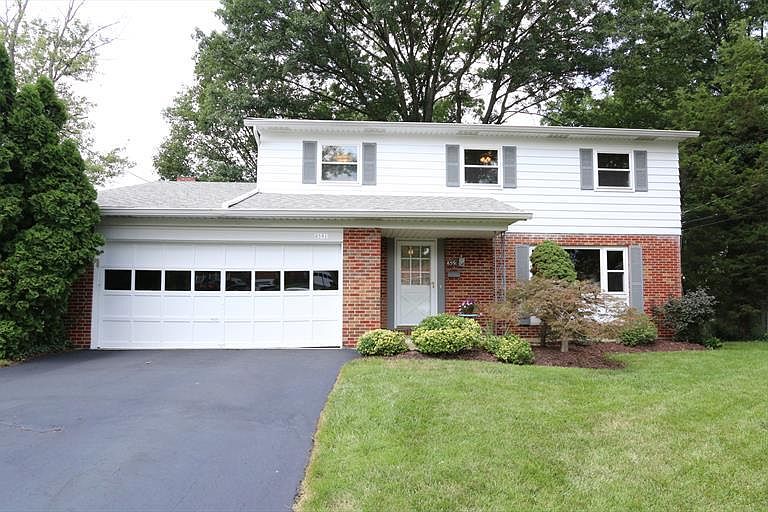 1st image of 8591 Hallridge Ct
