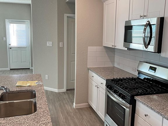 5th image of 10538 Borlaug St