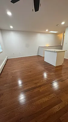Rented by SERHANT. | media 2