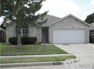 8516 Tamar Trl, Fort Worth, TX 76118