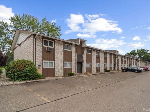 7355 Woodview St APT 4, Westland, MI 48185