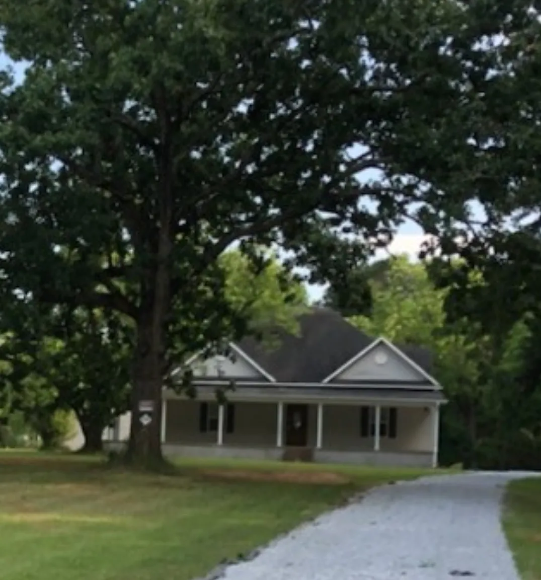 2753 Calhoun Falls Hwy — Photo 1