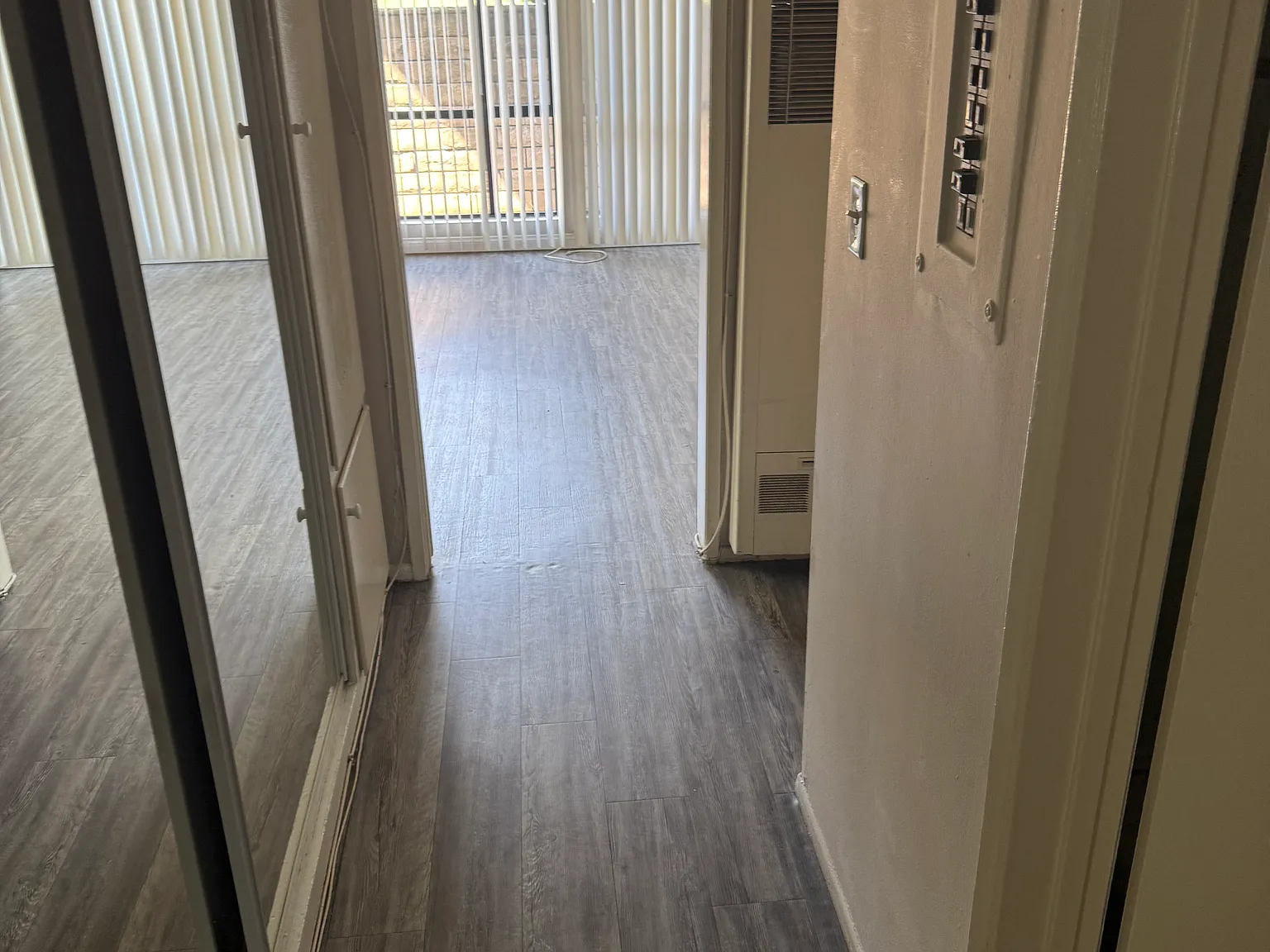 1 bed, 725 sqft, $1,995 — Photo 2