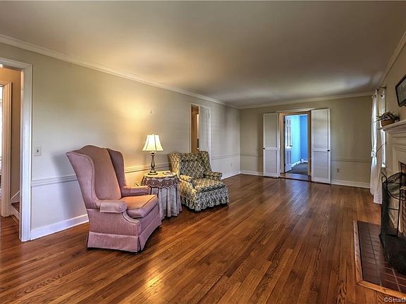 3rd image of 66 Carrington Ave