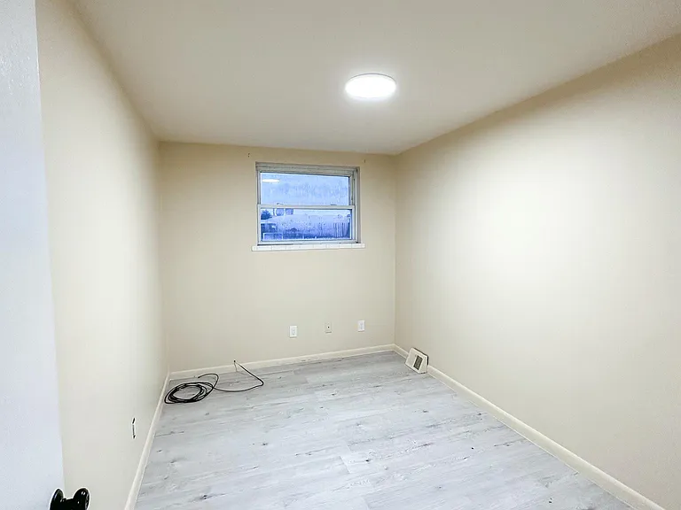 2322 Benson St #F-2 — Photo 2