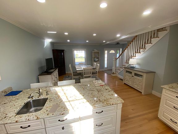 Looking from kitchen into dinning area.